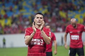 周定洋发文：还有两场比赛180分钟，我们一起战斗到最后一秒！