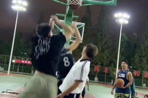 野球场遇到一个科比门徒，投篮是超级后仰，这该咋防？