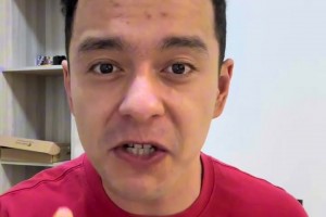 真的太轻松了！近距离看亚马尔挑球人球分过！