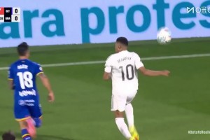 可惜了！罗德里戈送妙传！姆巴佩单刀球打门被扑出！