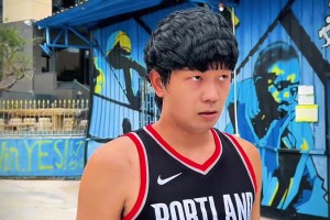 这波模仿什么水平？😂模仿帝陈海泳模仿杨瀚森今日NBA首秀