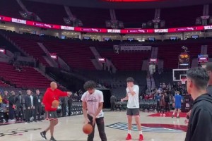 解压！恰尔汗奥卢曾一脚平抽洞穿那不勒斯大门🔥