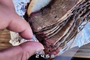 威姆斯：在美国都能经常看到中文了🤣 来赌城吃个烤肉三明治~