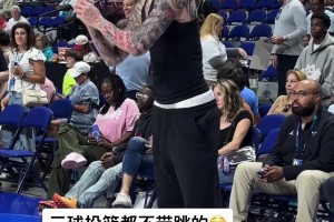 今天比赛狂砍38+13+13！三球怎么看起来又强又弱的