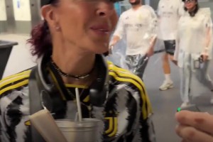 尤文官方社媒：这里有他们的青春，当然也有我们的❤️