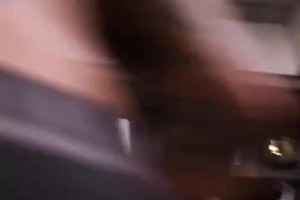 里弗斯准备泼水庆祝， 浓眉：别！我穿的是LV